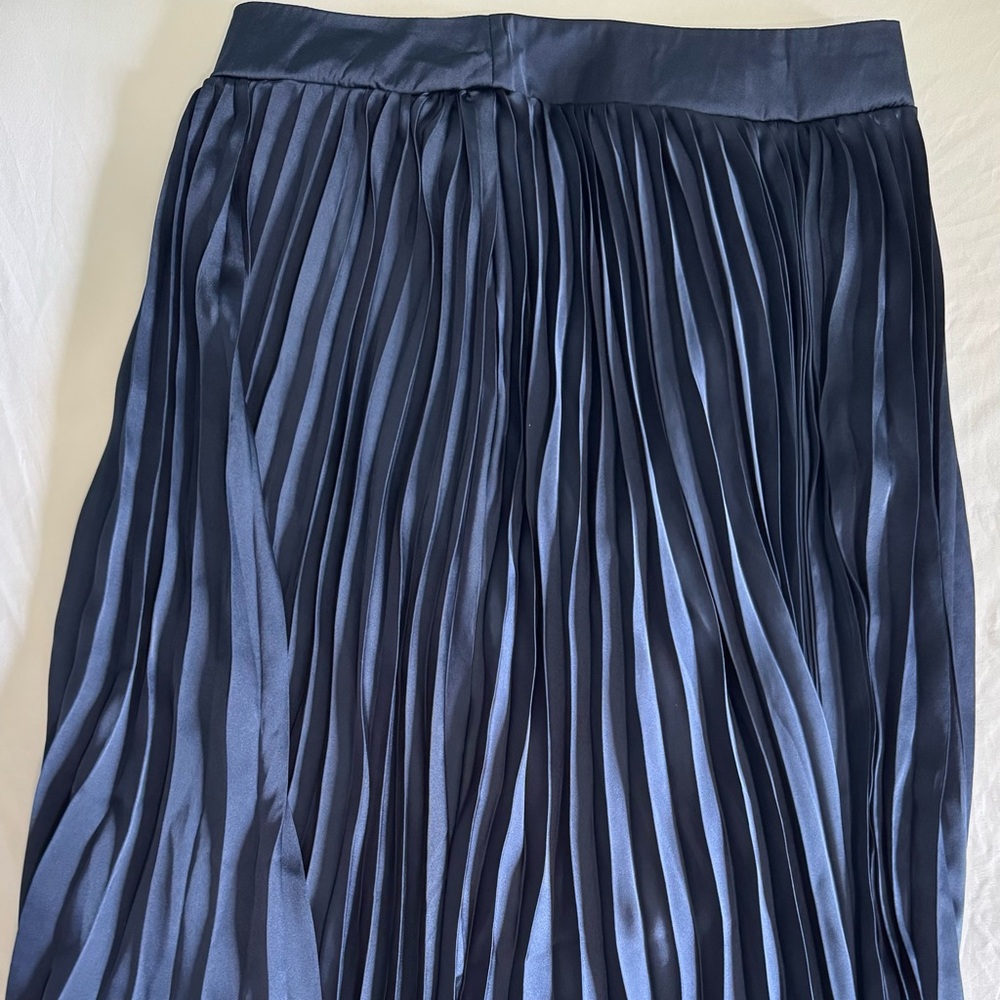 Francesca's Collections Deep Blue A-Line Skirt
